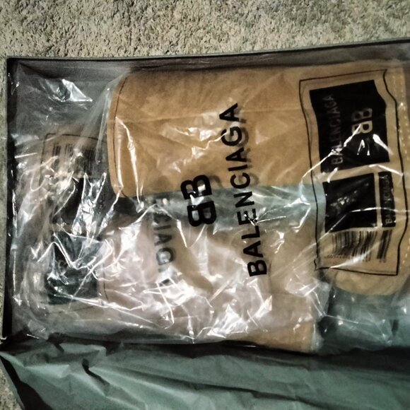 Balenciaga Alaska Fur Boot - Picture 2 of 9